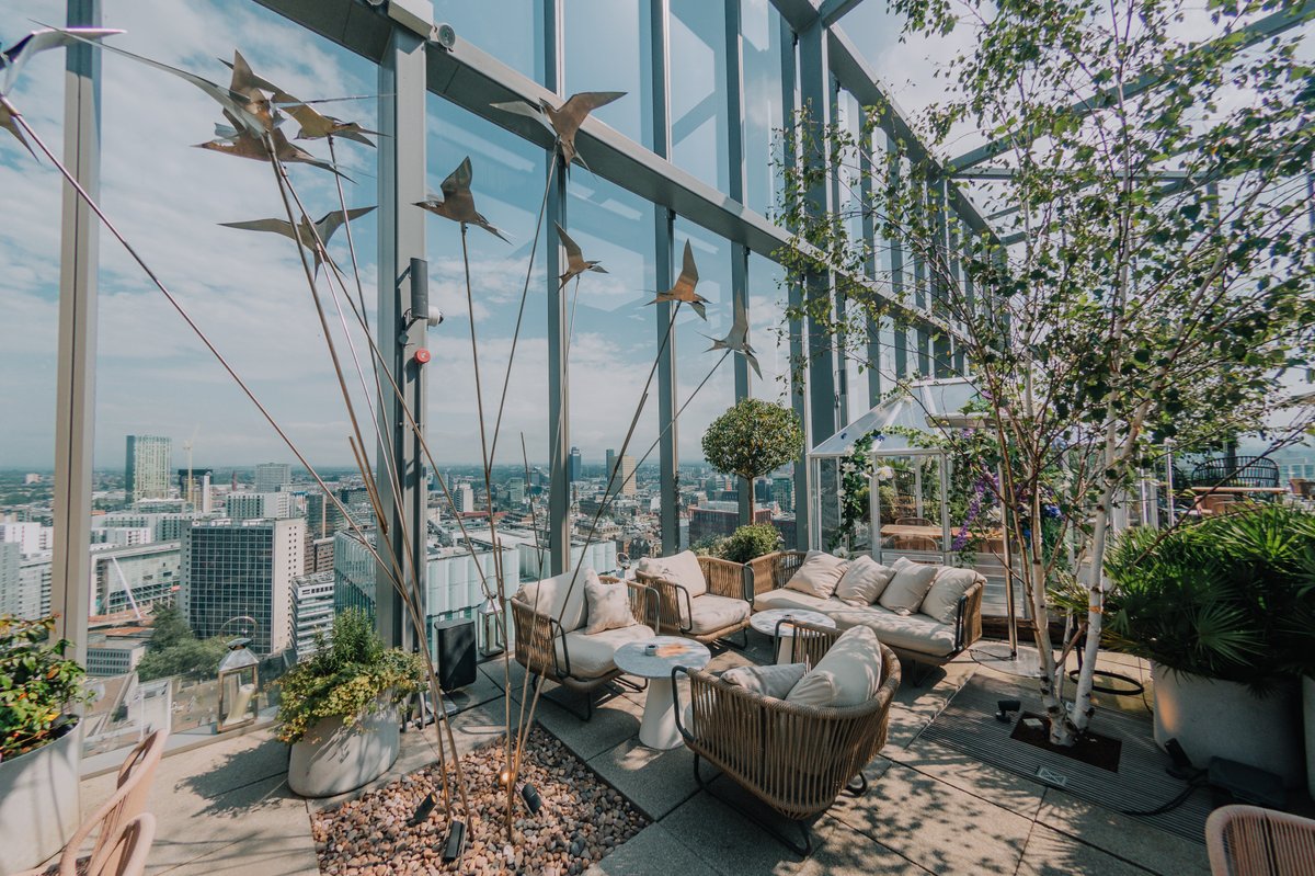 GoodFoodGuideUK's tweet image. With hospitality businesses in England set to welcome diners to their gardens and terraces from 12 April, we take a look at some of the best spots for an alfresco meal 🍴

thegoodfoodguide.co.uk/get-inspired/f…