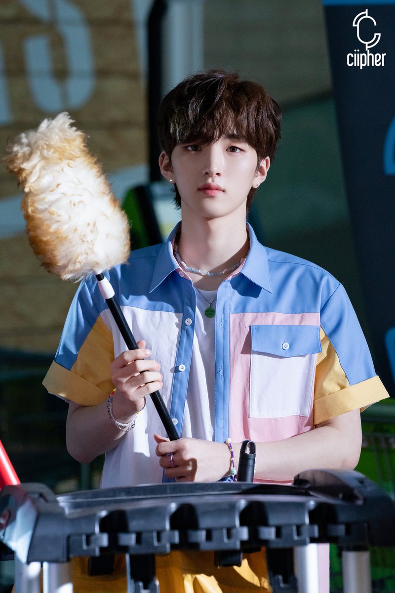 Ciipher_Inter's tweet image. [210331] #Ciipher’s Instagram update 

 " '안꿀려' M/V STILL CUT #1 "

@RAIN_Ciipher #싸이퍼

⠀