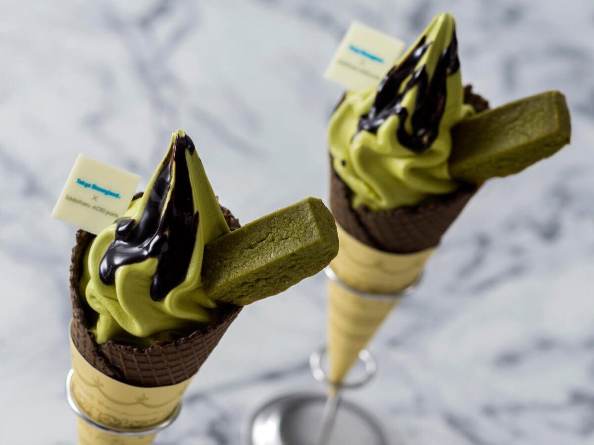 Dtimesdelicious A Twitter 人気パティスリーと初コラボ 東京ディズニーランド Sadaharu Aoki Paris メニュー アイスクリームコーン スペシャルソフトクリーム 抹茶 チョコ 明日4月1日より提供スタート 詳細 T Co N2pjlsbya2 T Co Gybs0xkjbd