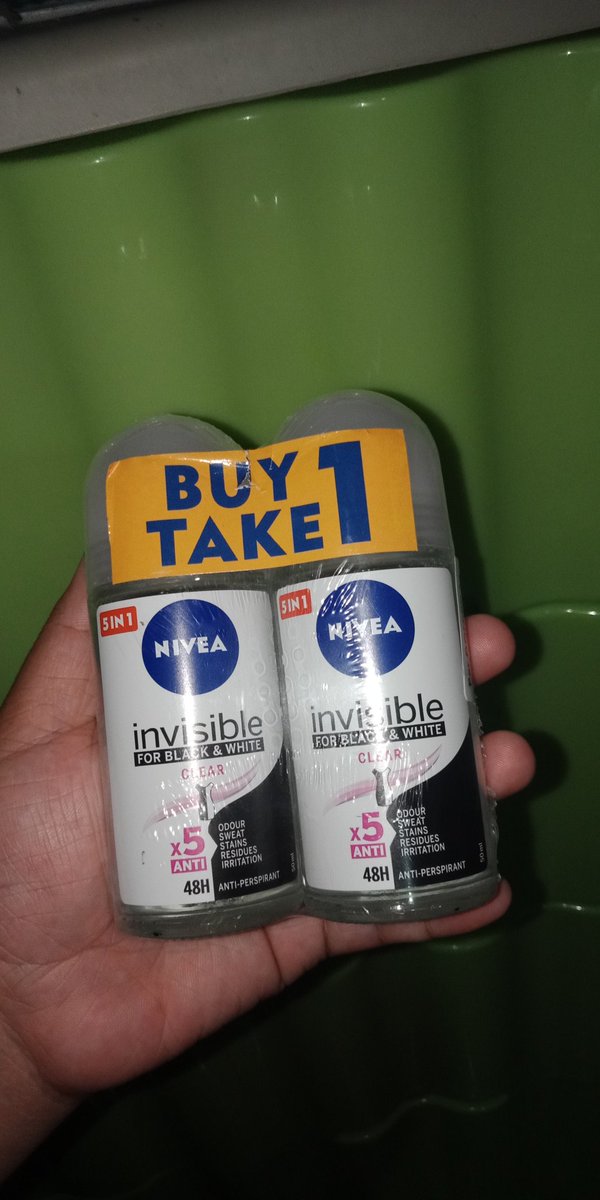 JuliaMSpikers's tweet photo. Supporting bff Kath! @bernardokath https://t.co/HFFdBgq6vB