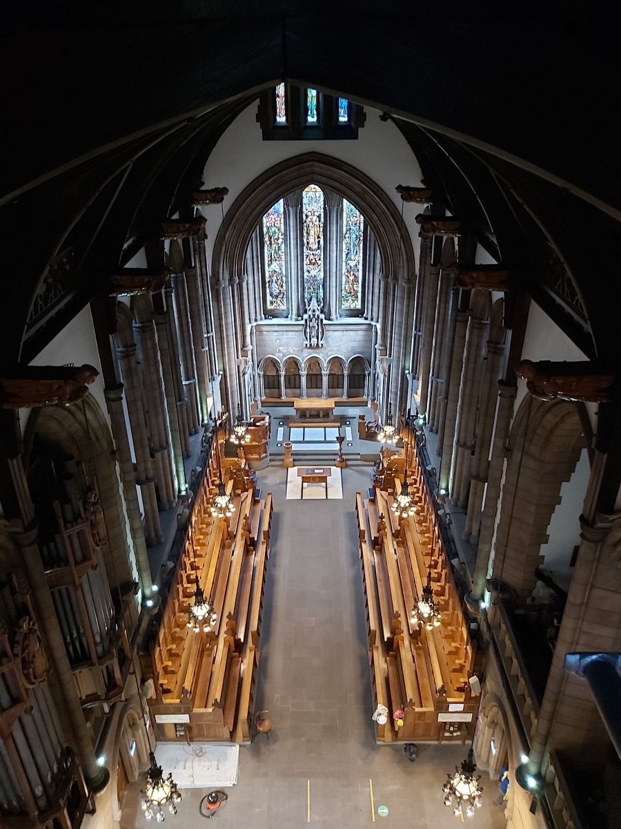 BillyMcFergus's tweet photo. Latest picture of the ongoing restoration of the University of Glasgow Memorial Chapel. Stained glass in full glory. Well done Lynsey Paterson https://t.co/z80eARQcEr