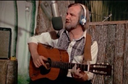 almostablaze's tweet photo. #LarryJonWilson ~
Ohoopiee River Bottom Land
https://t.co/XLQyeNmxIU
Mama fixed her boy some ham and #hoecakes
And dry your eyes cause you knew one day he'd make his own way
Quick as he can Lord
From the ohoopee river bottomland...mm, hmm
#HumpDay
🎧 #middaybluesbreak 🎧 https://t.co/gySWFXGGKt
