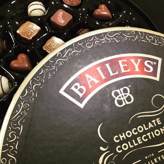 baileyschocs's tweet photo. A hidden little treat 🥰 Pick up the Chocolate Collection from our store.
 
#BaileysChocolates https://t.co/Np2Xf6Gjgx
