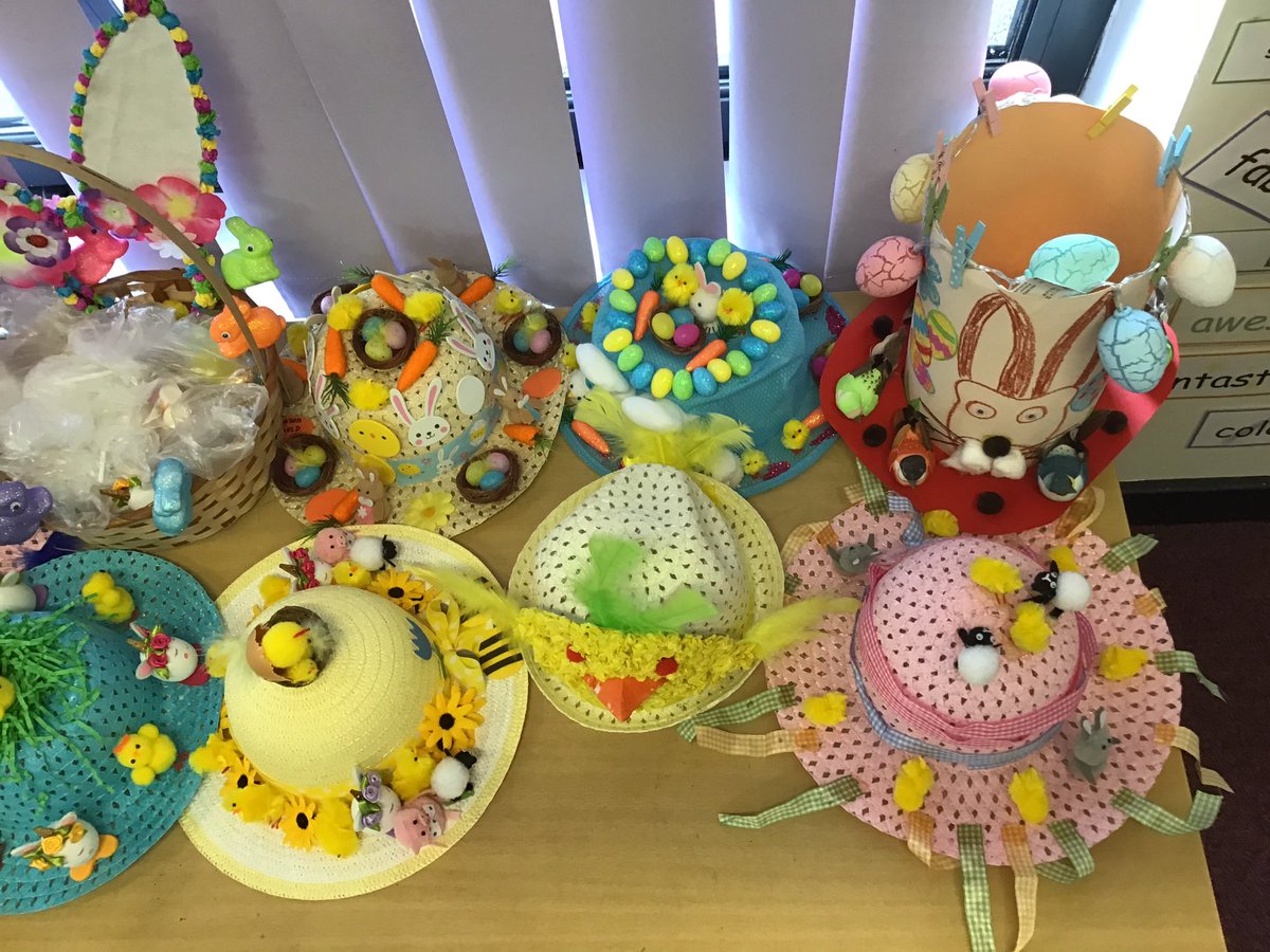 class_1p's tweet photo. Fabulous Easter Bonnets 2I@fpa@JCole5W https://t.co/sYD58Bcnlw