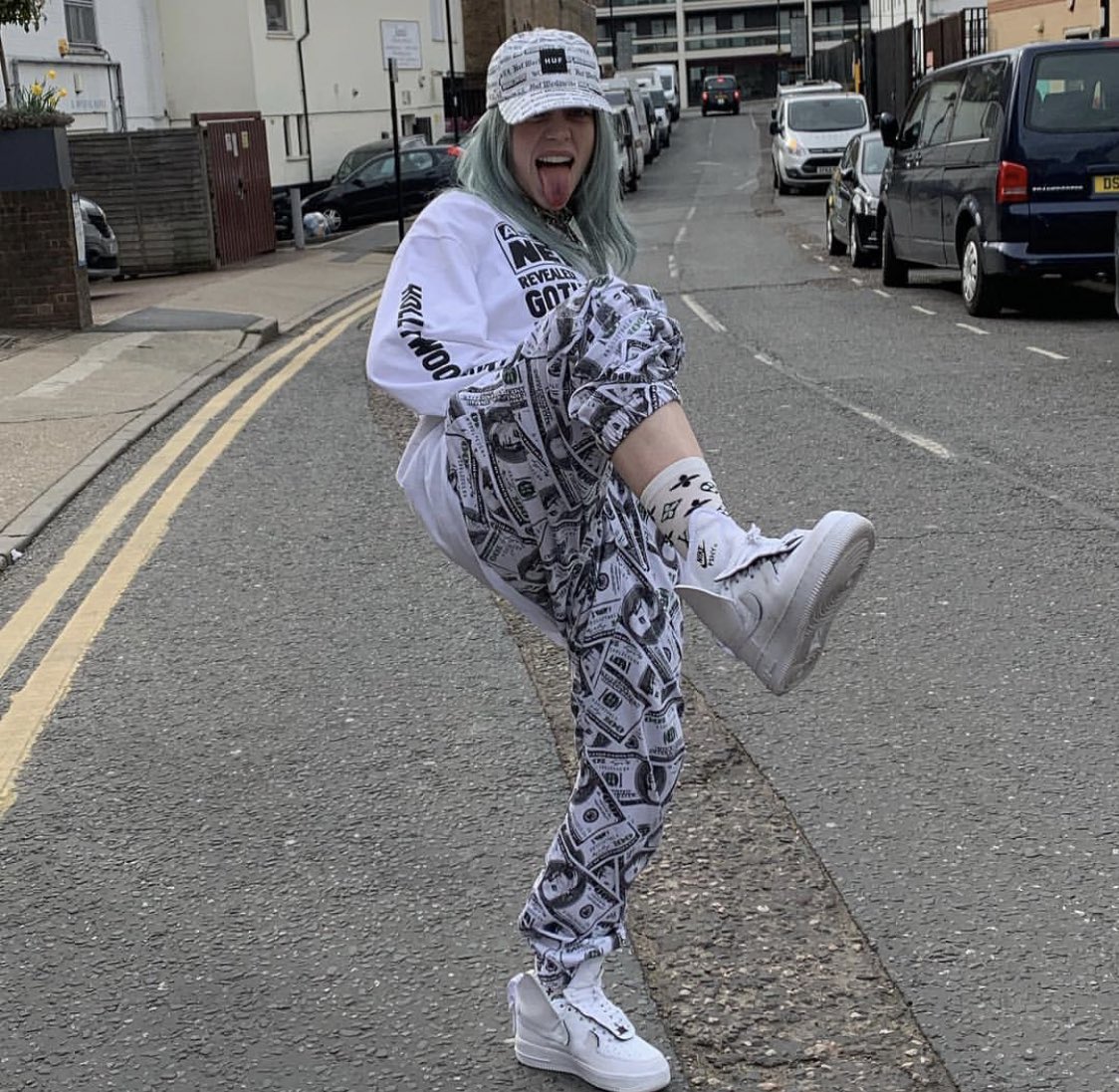 billie eilish ~ a mega thread