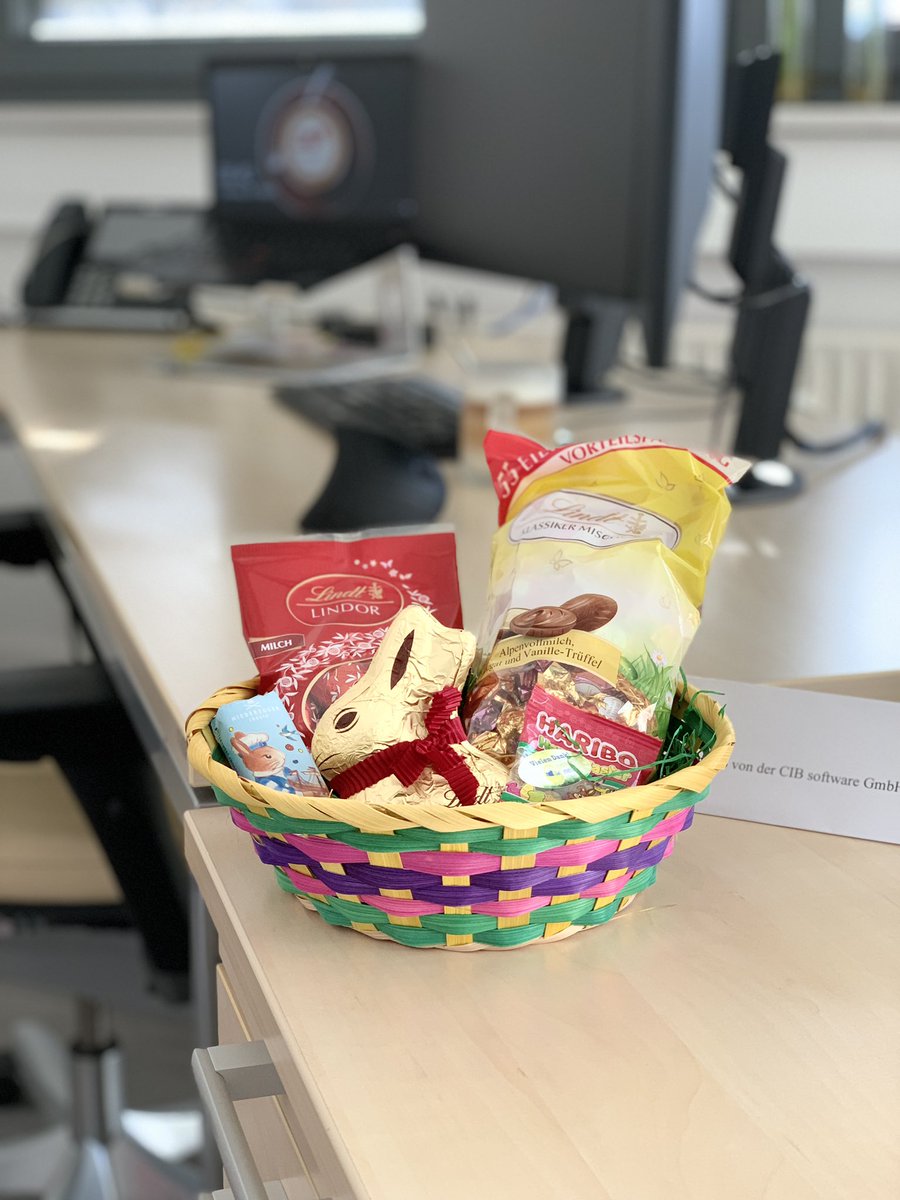 frank_sebo's tweet photo. Schön, wenn einen das Team auch noch nach 14 Jahren überraschen kann. Danke CIB-Team!!
@CIBsoftwareGmbH #Osternest https://t.co/spCXsUiv6Z