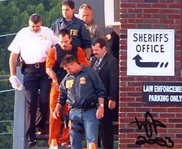 katywalls's tweet image. My #ManHunt: The #EricRudolph Story is selling well lately.  Thank you TV. buff.ly/39s7TJh  #mysterythrillerauthor #crime #books