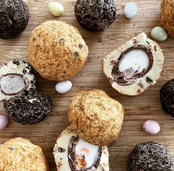 lovewimbledon's tweet photo. Skip traditional Scotch Eggs &amp; come along to our food-only market to try a creme egg, wrapped in edible cookie dough and coated in cookie crumbs! Lots more delicious Easter treats, including raw, vegan &amp; gluten-free options this Friday 2nd &amp; Saturday 3rd April, 11am - 6pm. https://t.co/g5oJV2FhHZ