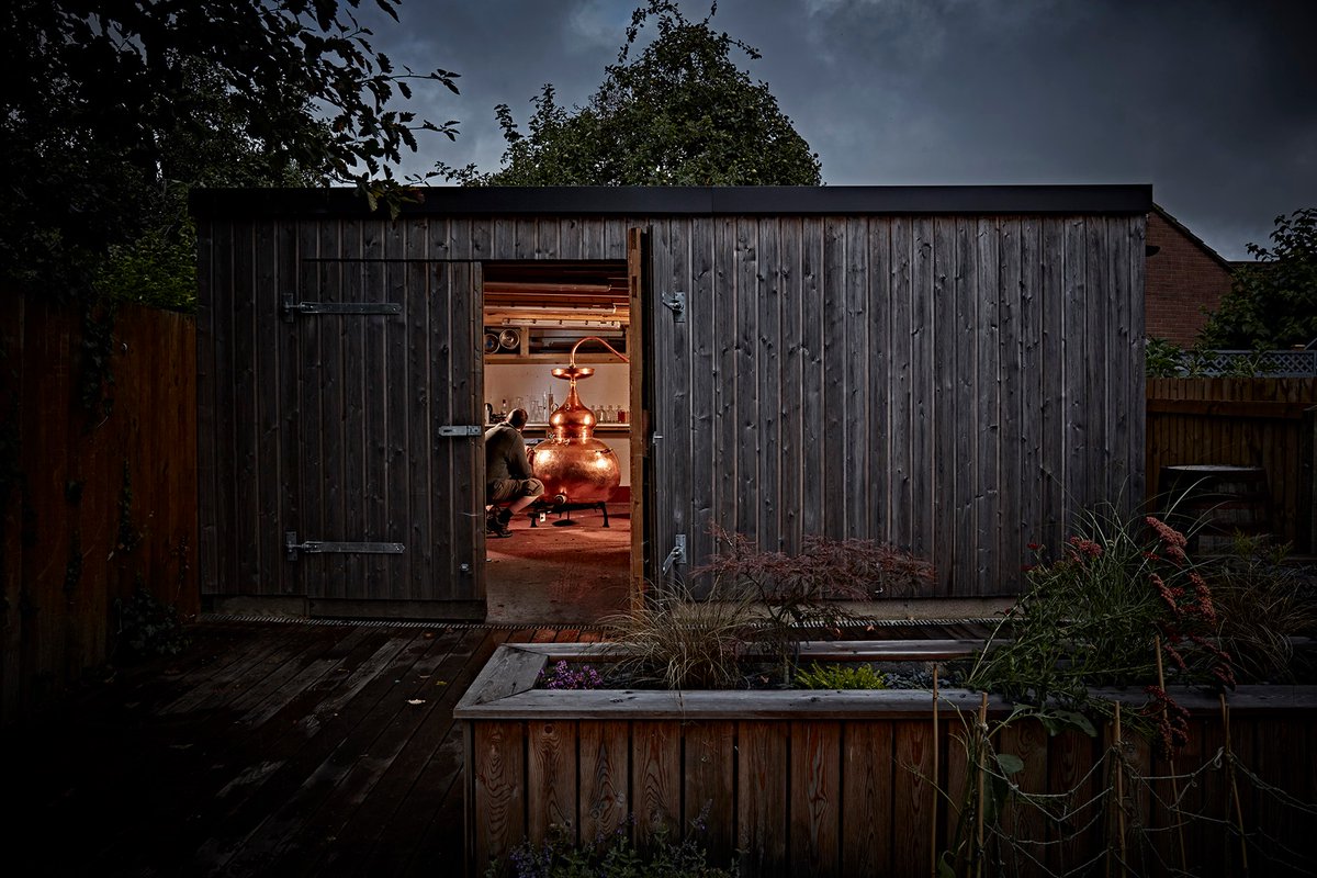 IberianCoppers's tweet image. Thank you, Richard, from @RetributionDist for these amazing pictures. Your story and past experience are definitely worth reading and a true motivation! 
#iberiancoppers #retributiondistilling #copperstill