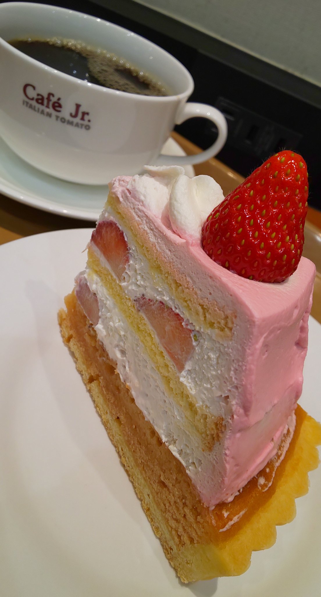 Zakzak イタリアントマト ブレンド さくらのショートケーキ ๑ ㅂ ๑ ŧ ŧ T Co Zavef4k7jw Twitter