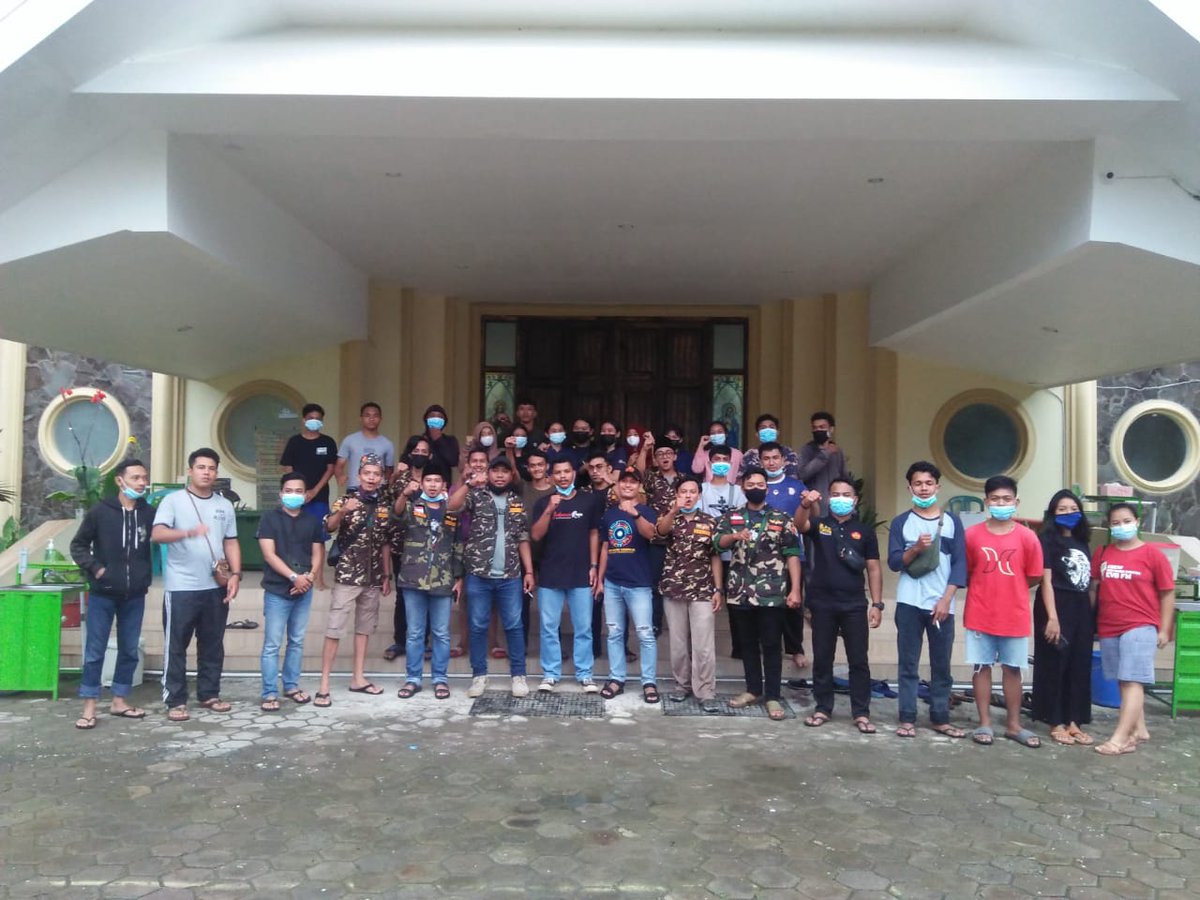 Pasca ledakan Bom di Gereja Katedral Kota Makassar, dan Jelang Hari peringatan  Wafadnya Isa Al-Masih 1 April 2021. Pc  Ansor Kab.Gowa kerahkan Banser dan mengunjungi Gereja Di Kab Gowa, dn melakukn penyemprotan Cegah Covid ,19
<a href="/amrudinnejad__/">IG; amrudinnejad_</a> 
<a href="/mabrurlbanuna/">m mabrur l banuna</a>