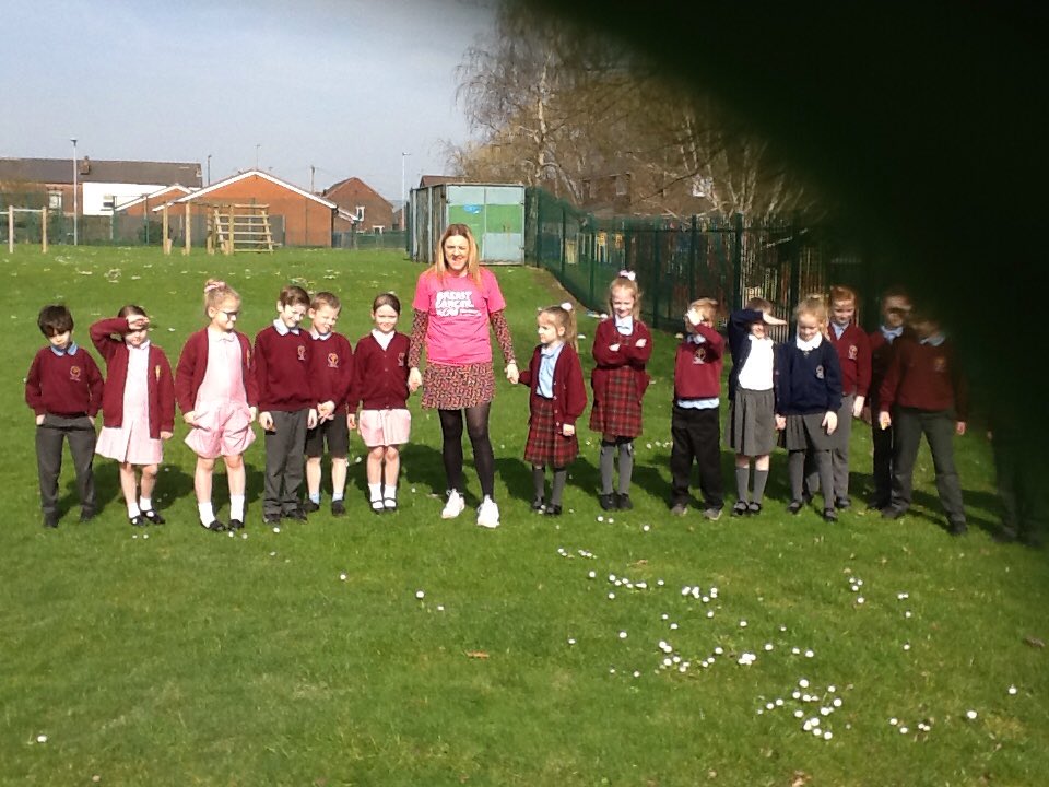 InceCEPrimary's tweet photo. Well done to class 3B for completing the challenge today with Mrs Aspinall. The children really enjoyed running 1k every beak time for the whole of March and Mrs Aspinall has completed 100k for the months in aid of #cancerresearchnow https://t.co/wek3hKLCo5