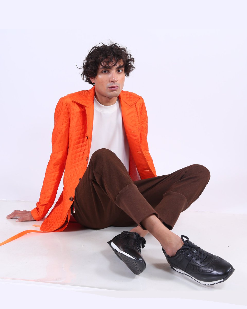 LakmeFashionWk's tweet photo. Strut in style at #FDCIxLFW, with @BATA_India
#LakmeFashionWeek #LFW #5DaysOfFashion #FDCIxLFW #MarieClaireXLFW #MarieClaire #BataIndia #LatestStyle #ShopNow #SurprisinglyBata https://t.co/Lx6te5WLHq