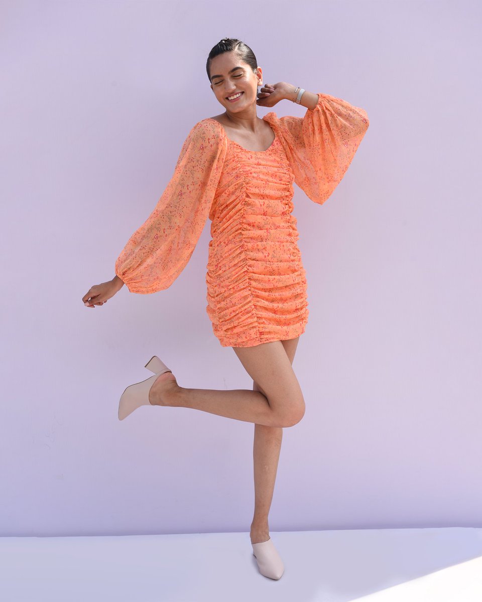 LakmeFashionWk's tweet photo. Strut in style at #FDCIxLFW, with @BATA_India
#LakmeFashionWeek #LFW #5DaysOfFashion #FDCIxLFW #MarieClaireXLFW #MarieClaire #BataIndia #LatestStyle #ShopNow #SurprisinglyBata https://t.co/Lx6te5WLHq