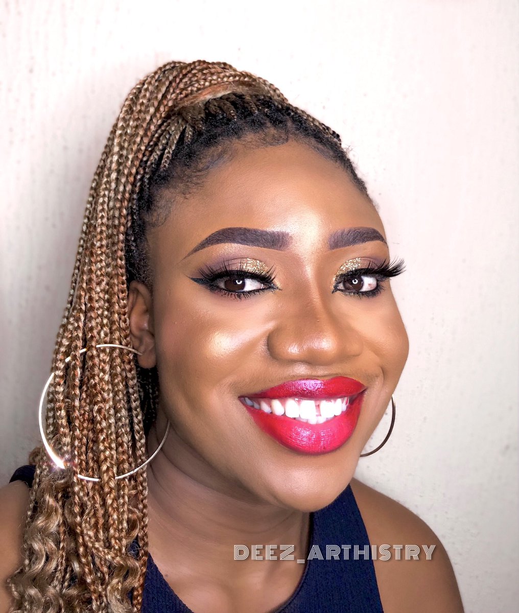 DeezArthistry's tweet photo. A subtle reminder that you should rock your red lipstick more often💄
❤️❤️❤️❤️

Makeup by @DeezArthistry 

https://t.co/etcPJBNJFE https://t.co/t6gnDgdKBq