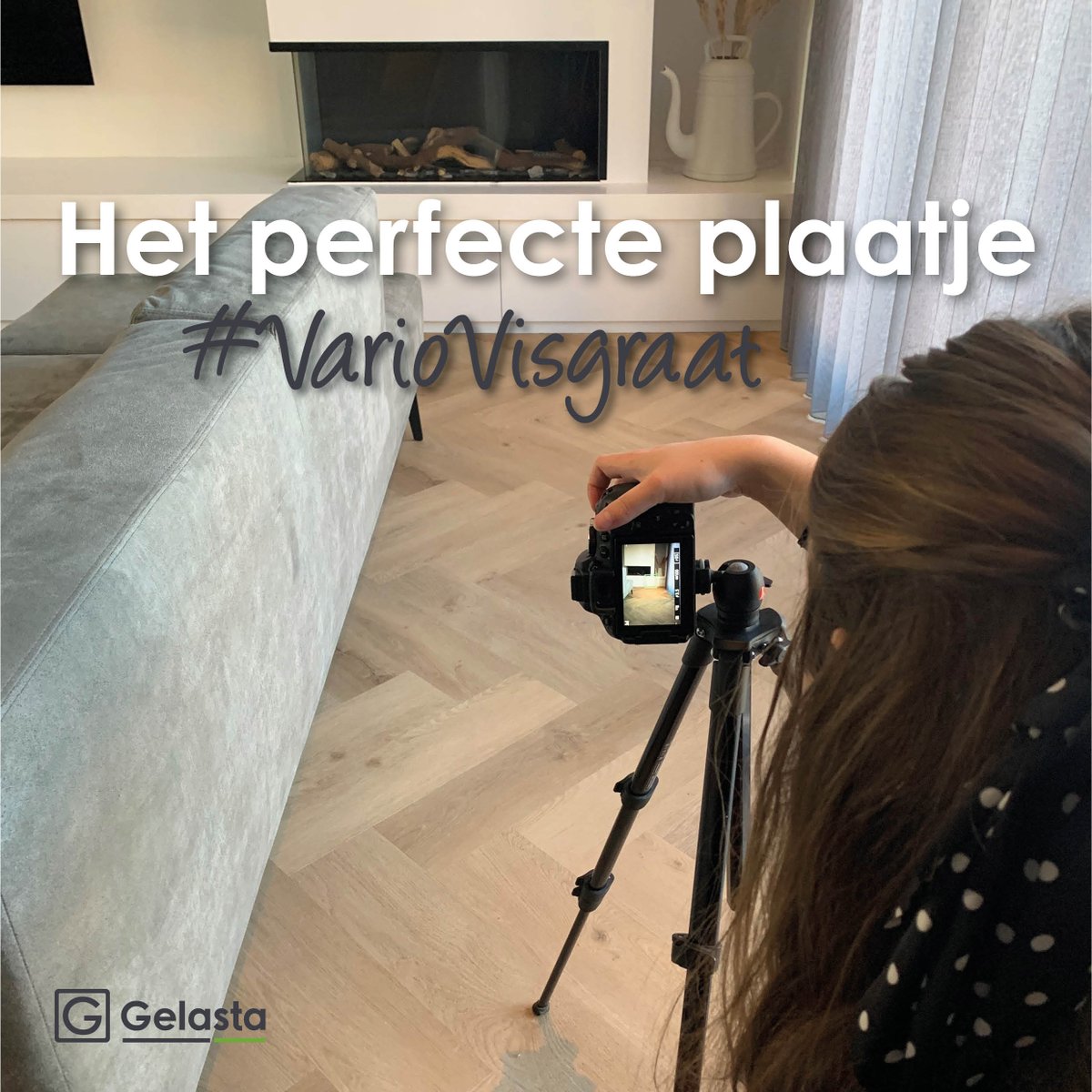 Collega Lotte is verzot op het maken van foto’s. En wij zijn verzot op mooie vloeren. Tja, dan spreek je toch echt over een win-win combinatie😉! Dus hup camera mee en op weg naar een woning met de Vario Visgraat. Perfecte plaatjes in overvloed! 
#variovisgraat #gelasta #PVC