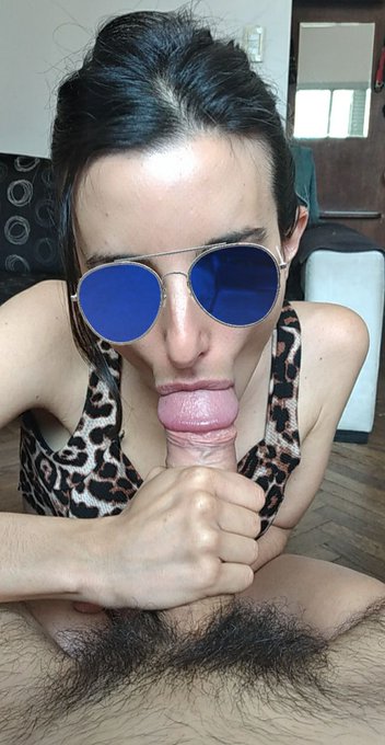 Definetely I love to start the day sucking a hard big dick and getting cum all over my pretty face??  wanna