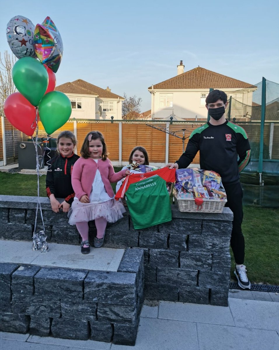 gaagarrycastle's tweet photo. Little Annabelle Ganly is certainly a superhero 💪
After 2 long years battling cancer this little lady has finished her treatment &amp; is looking forward to happy healthy years ahead. We're so proud of Annabelle &amp; it was only fitting she be kitted out for training recommencing 🇲🇬 https://t.co/v8ApnN0FMw