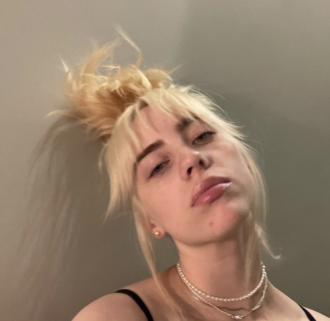 billie eilish ~ a mega thread