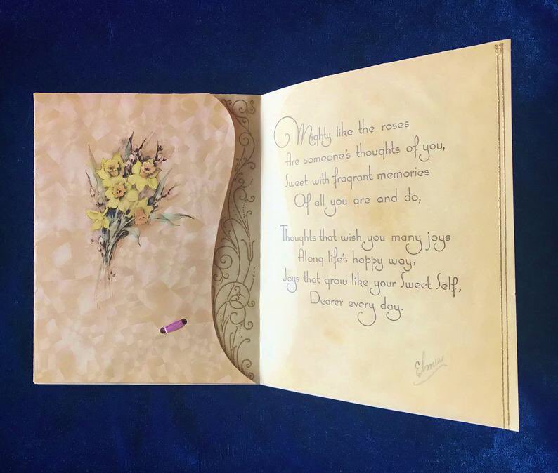 Yellowonetsy's tweet photo. A gorgeous 1930βs Rust Craft Easter card. Real ribbon. Printed on fancy paper. For sale at https://t.co/92BjKTFNLm. #easter #RustCraft #greetingcards #GraphicDesign #VintageGreetingCards #vintage #ephemera #VintageEaster https://t.co/AFq9VKqN5X