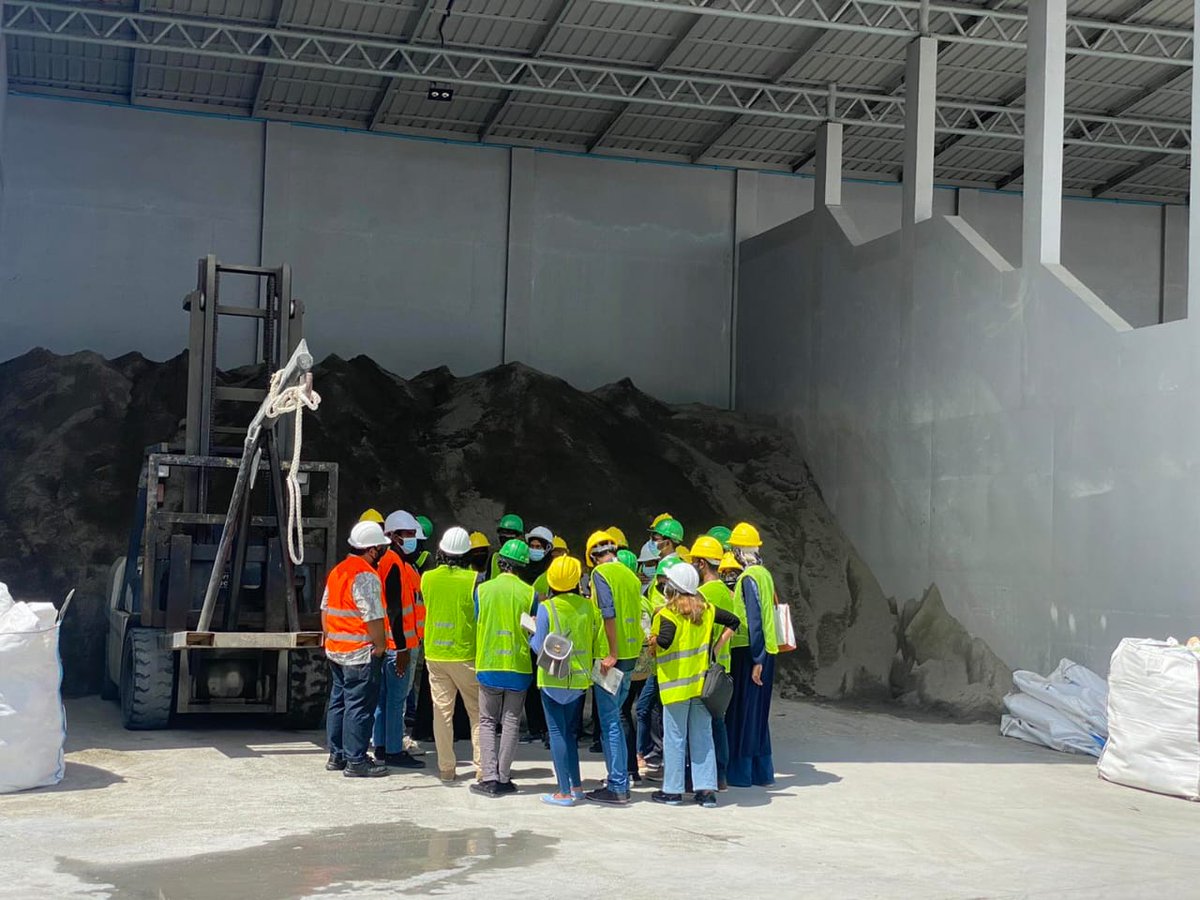 STOconstruction's tweet photo. Students from MNU visited our readymix site today. Hope they had a great time experiencing how ready-mix is processed. https://t.co/40Pn5LzPEM