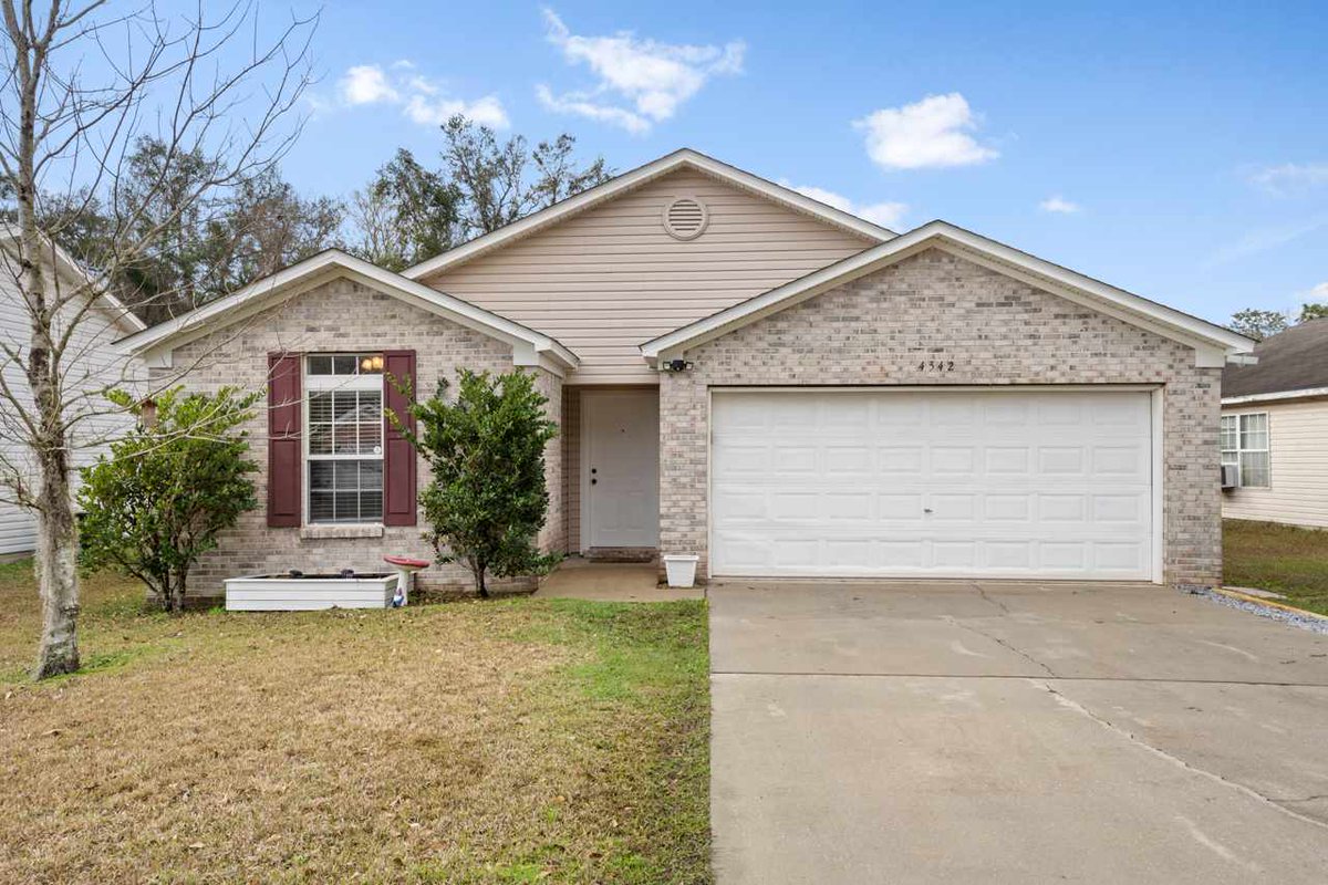 LisaMCalvert's tweet photo. Check out my #listing in #Tallahassee #FL  #realestate #realtor https://t.co/a0Lr3EZvTA https://t.co/tEwB2WLKsT