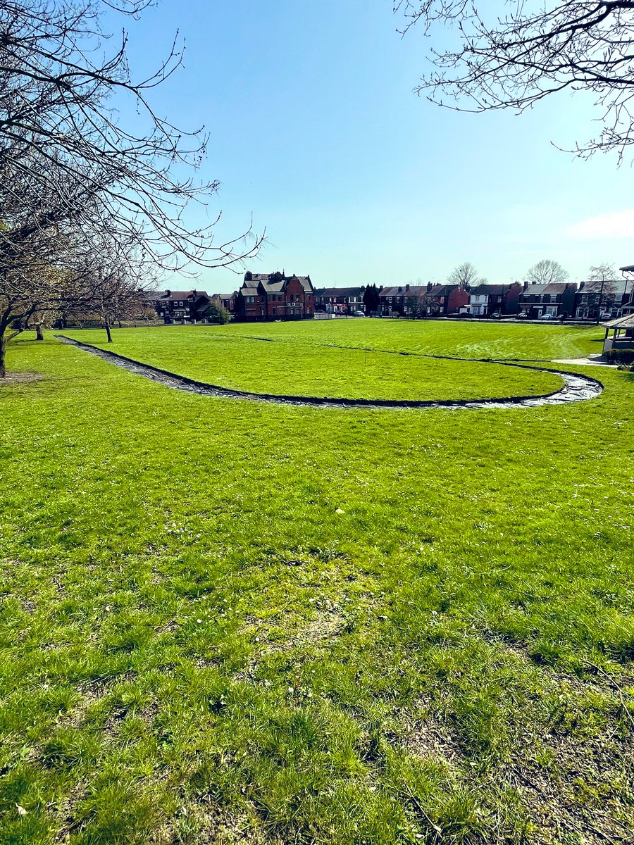 RosehillJuniors's tweet photo. Great progress on our new all-weather track for our children to enjoy some daily exercise on. Great use of space on our beautiful field. @RoSIS_1 https://t.co/C2Yh45d3oY