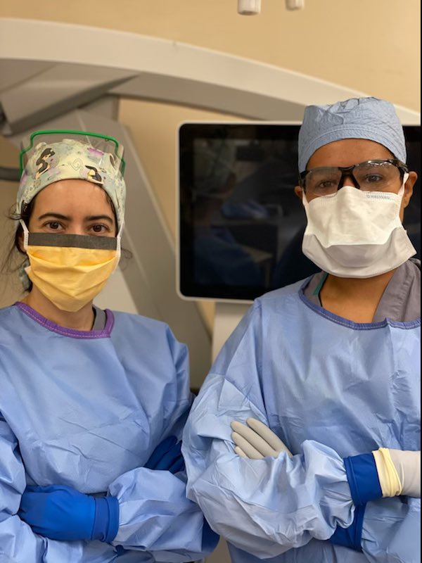 ARODMDPHD's tweet photo. Last day of #WomensHistoryMonth !  This week got to work with my favorite co-surgeon, Dr. Alissa Kanaan from @UAMSENT
The only womxn #endoscopicskullbase duo we know. @1001cuts 

Love to see other all womxn “savage” duos like @Beyonce and @theestallion 
RT your savage duo! https://t.co/ors6o9eKjf