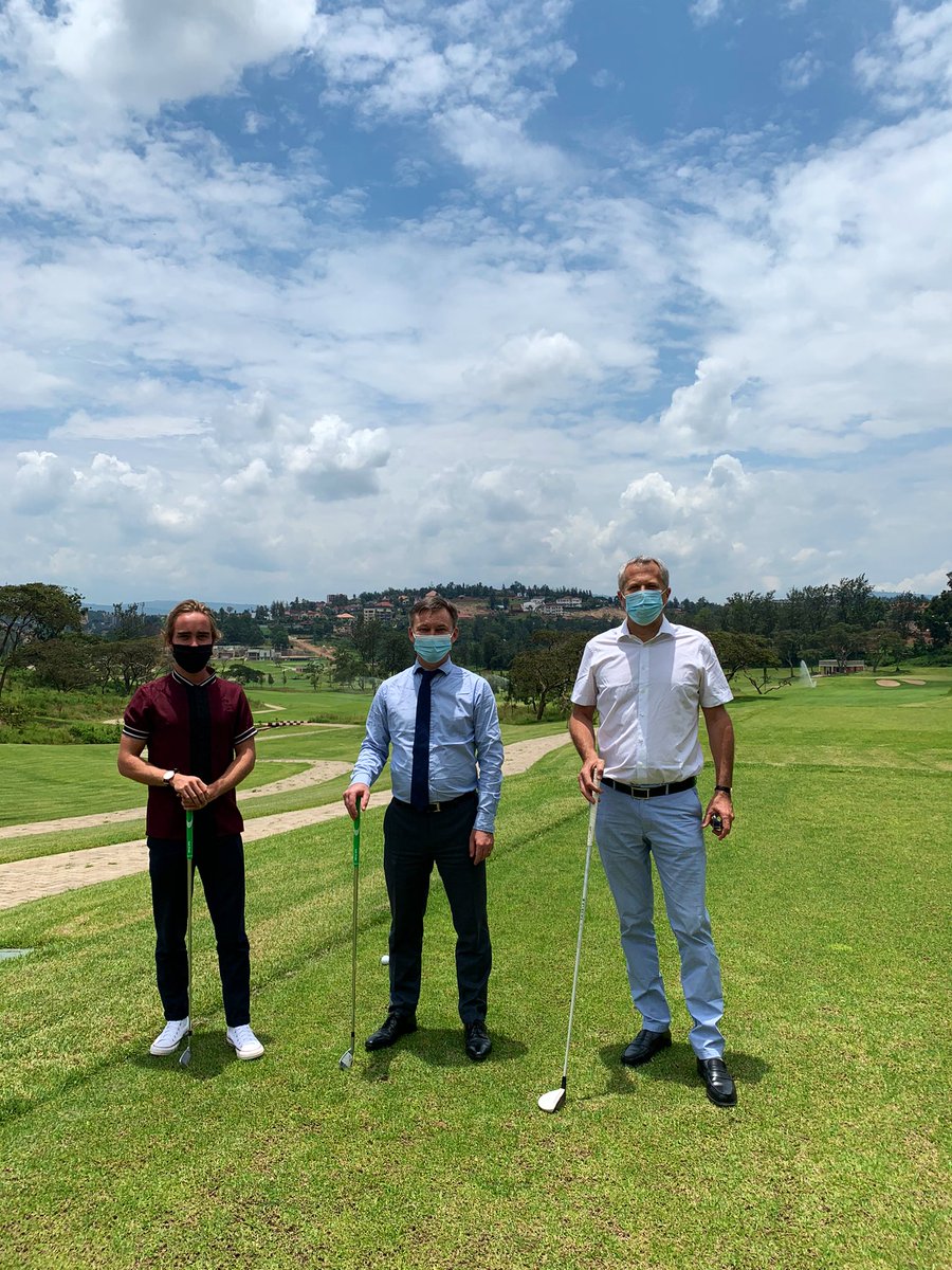 ambafrancerwa's tweet photo. .@jeremieblin a également pu rencontrer la 2e entreprise française présente sur le projet : Ugolf, du @groupe_duval, en charge du management du golf.

Les travaux menés par @Gregori_Int ont débuté en août 2019 et le golf devrait ouvrir prochainement. 👏

@garyplayer https://t.co/E3Q8UY00WI