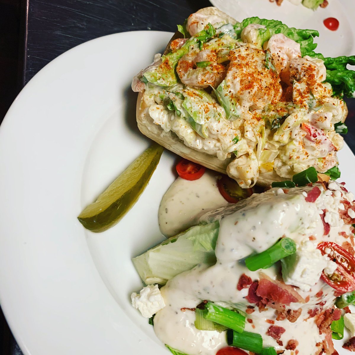 75nicob's tweet photo. #nofilterneeded Lobster Roll and Wedge Salad today at Nico’Z #Wednesdayvibe call 707-0868 to place order after 10am https://t.co/sSh0rRezWn