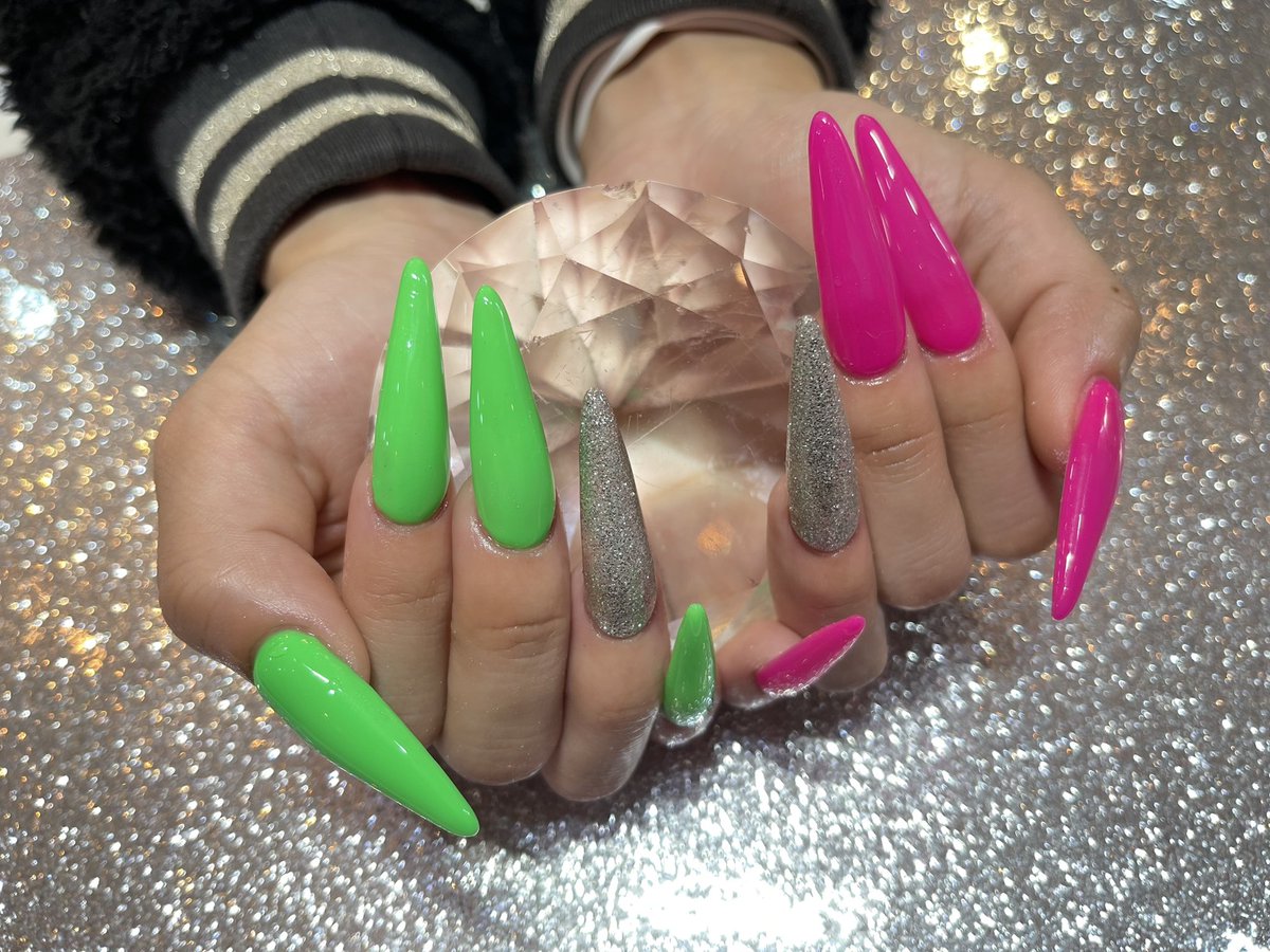 Nailsgogo V Twitter 渋谷 ネイルサロン Nailsgogo ネット予約 T Co Pjrbh5rlbe インスタ T Co Gmbqsa2d9y ネイル 担当 上原 ネオンカラー スカルプ ありがとうございました 渋谷 ネイルサロン 派手ネイル スカルプ スカルプネイル