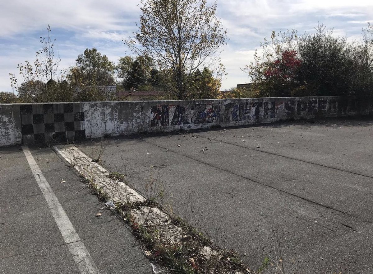 bcschneider53's tweet photo. Nazareth Speedway. Literally in the Andretti family’s backyard. It didn’t deserve what’s happened to it. #LostSpeedways2 https://t.co/LxtXpQIEPS