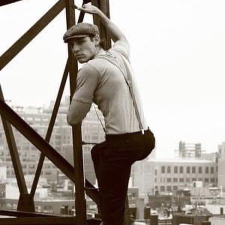 Proof that I was alive in the 1900s - climbing that corporate ladder #old #nyc #throwback https://t.<a href="/tag/nyc"class="tags"><span>#nyc</span></a><a href="/tag/throwback"class="tags"><span>#throwback</span></a><a href="/tag/old"class="tags"><span>#old</span></a>