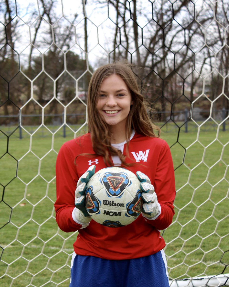 WaHiGirlsSoccer's tweet photo. Happy #InternationalGoalkeeperDay !

🔵😈⚽️ has three awesome GKs . . . they are great athletes and even better people! @WaHi_Athletics https://t.co/Lvm2bNG3Oo