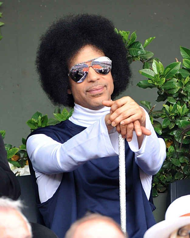 henrybreadstick's tweet photo. Just because Jon Wertheim brought it up in his column this week, here's Prince at Roland Garros 2014 https://t.co/162IePO0Zg