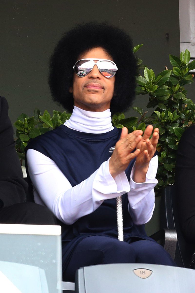 henrybreadstick's tweet photo. Just because Jon Wertheim brought it up in his column this week, here's Prince at Roland Garros 2014 https://t.co/162IePO0Zg