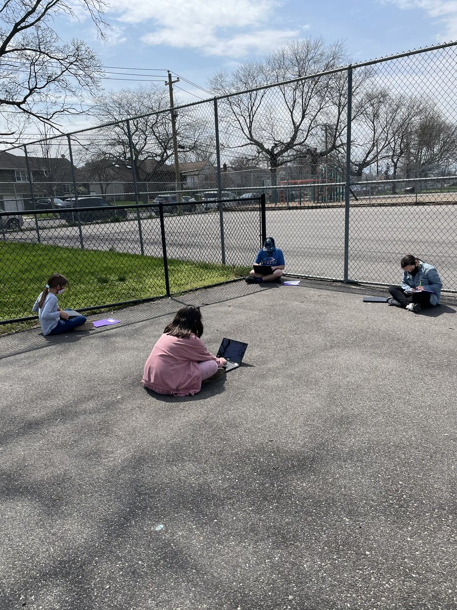 KailaLevitt's tweet photo. Social studies out in the sunshine was just what these 6th graders needed! Soaking in the sun in between rainy April days. We have been working on our Golden Age investigations. These historians shine so bright as they practice their research skills. @O_School8  @OSchoolsPR https://t.co/tMTxsnIe3a