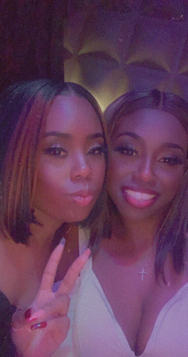 Adorable_diamon's tweet photo. Happy Birthday beautiful bestie @KoyaJayy https://t.co/4LyanHctYU