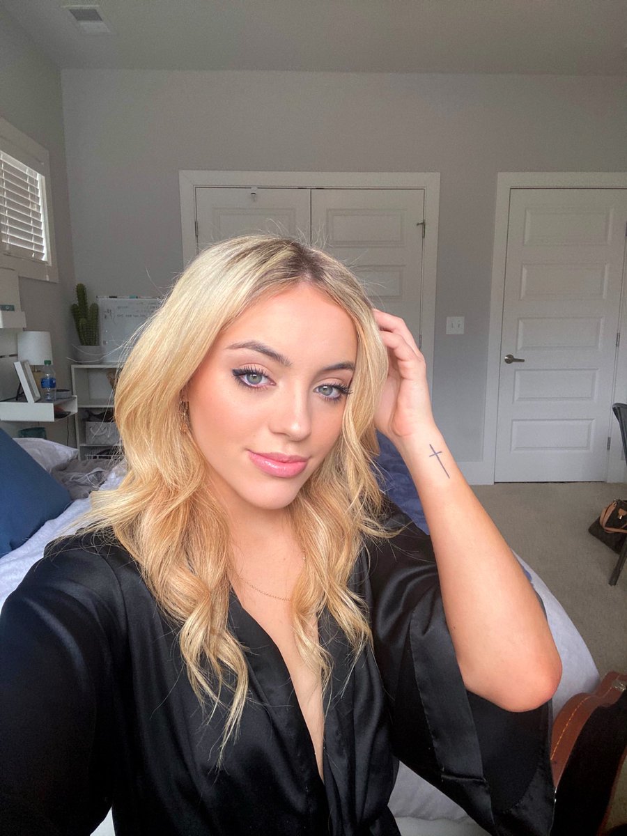 🦋