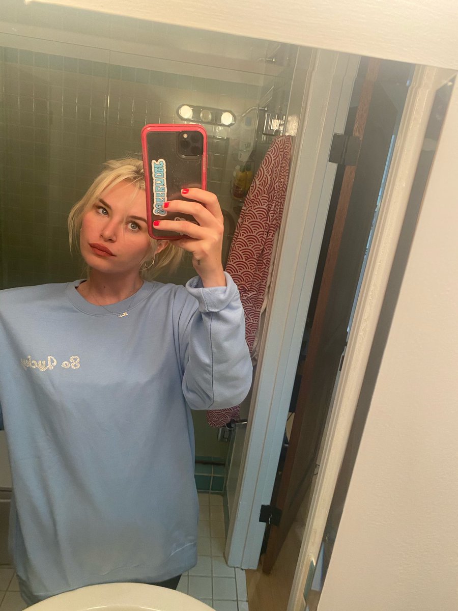 Grace McKagan tweet media