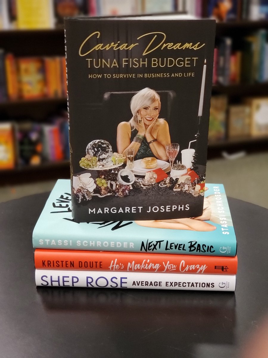 BNWestHartford's tweet photo. Are you a #bravo fan? We have all your favorite reality stars and the newest addition "Caviar Dreams Tuna Fish Budget" @MargaretJosephs
@stassi @kristendoute
@ShepRose
#bnwesthartford #westhartfordct #weha #bluebacksquare #barnesandnoble #bravotv #bravoholics #RealHousewives https://t.co/8PYu0P3i1N
