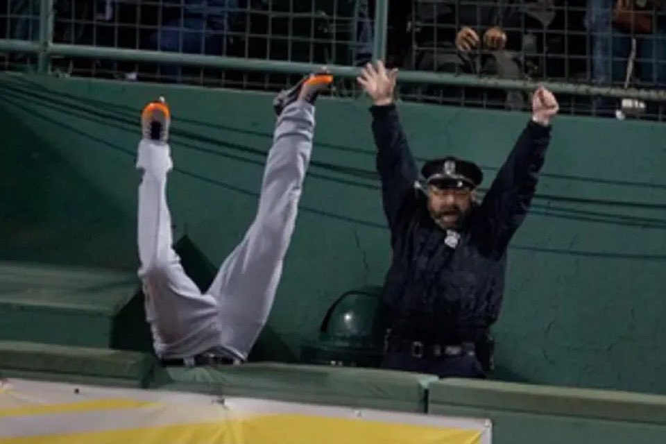 Boston_Diehards's tweet photo. 9 WINS IN A ROW FOR THE RED SOX!!! https://t.co/wxYczR1gbJ