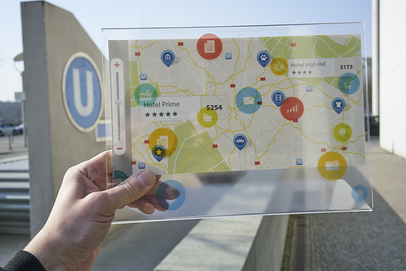 wicinternet's tweet photo. In China, more and more tourists and scenic sites are embracing #InternetPlus #tourism. It’s becoming a major driving force in the sector's high-quality development and industrial upgrading. Read more: https://t.co/GSK0lUS9rg https://t.co/gAtnJQviR7