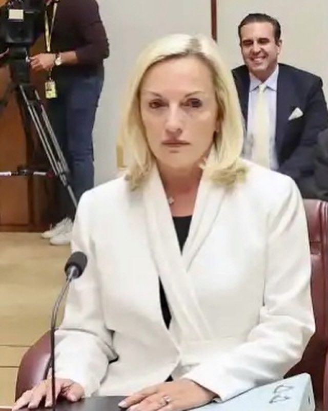 ShaunBonett's tweet image. I call upon every female and decent man in Australia and beyond, to rise up and send a clear message to Scott Morrison, that his deplorable treatment of Christine Holgate wil not be tolerated, and to rectify the damage his ministers and himself have caused her!#ReinstateHolgate