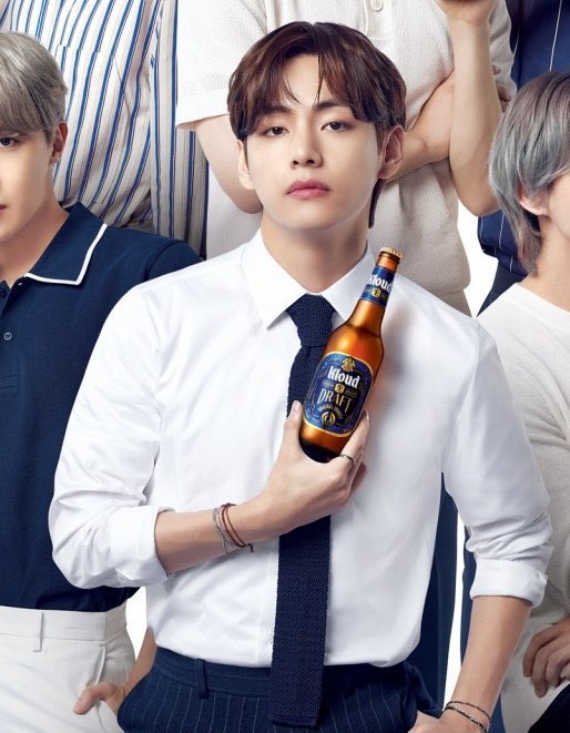 TAEHYUNG USA 🇺🇸 ʟᴀʏᴏ(ꪜ)ᴇʀ on X: .@BTS_twt is the new brand ambassador  for Kloud beer PS : Taehyung is HOT!!! 😍    / X