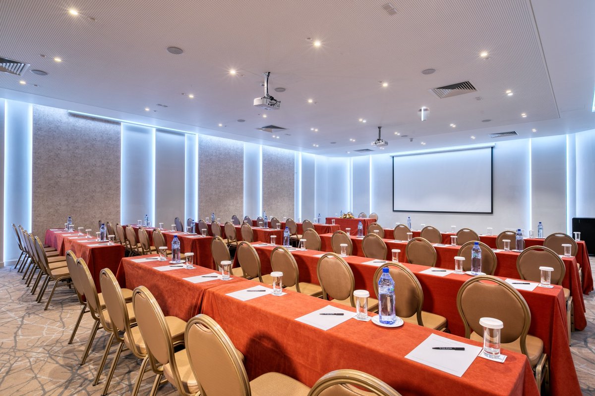 louishotels's tweet photo. We offer ideal getaways for teams, employees and organisations. Enjoy our state-of-the-art facilities that feature conference rooms, fitness centres, pools and more!

Available at Paphos, #Limassol and #Protaras in #Cyprus: https://t.co/5UB0yqhIrE

#paphos #travel #BusinessTravel https://t.co/gSXF1xMgo6