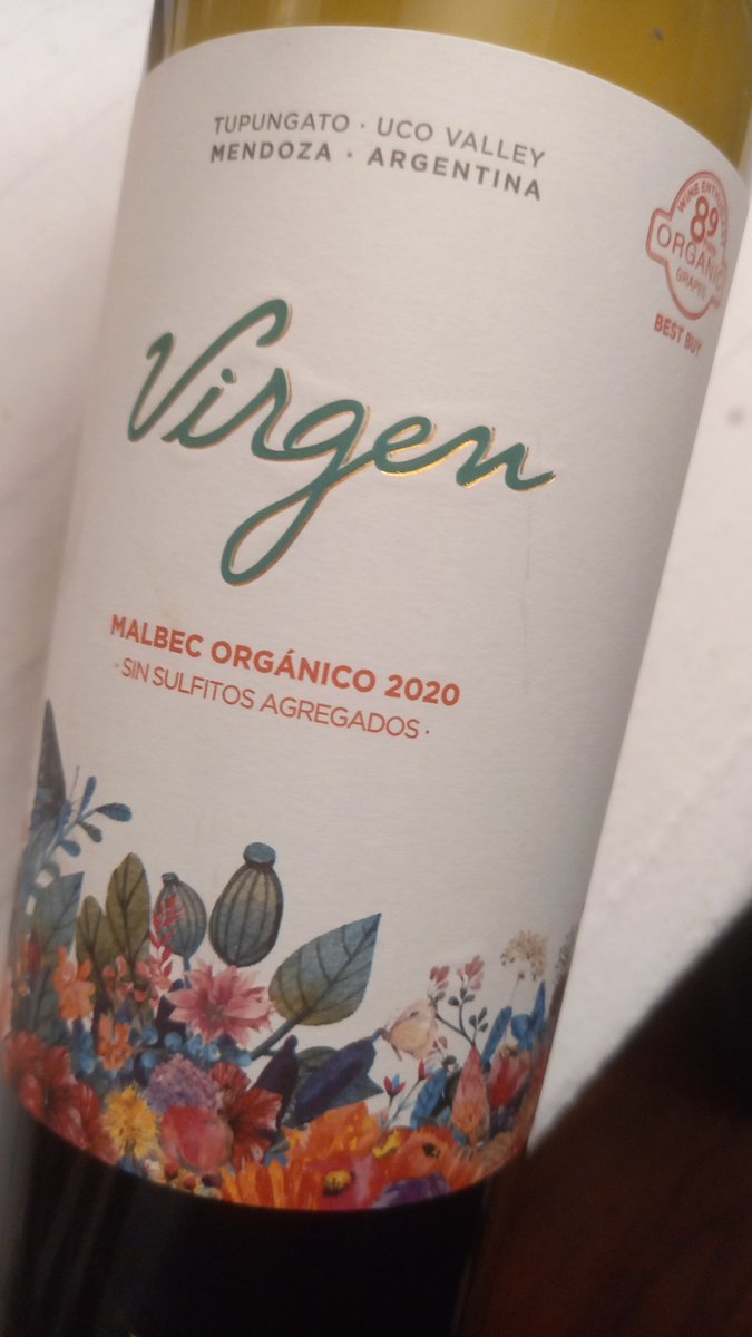 Un vino sin sulfitos agregados que vengo probando desde su 1° añada y cada año está mejor <a href="/domainebousquet/">Domaine Bousquet</a> Virgen Malbec Orgánico 2020. Fruta muy pura, al frente, intensa. Con esa sensación de vino "franco" y  ningún aspecto criticable, de otros vinos de orgánicos.