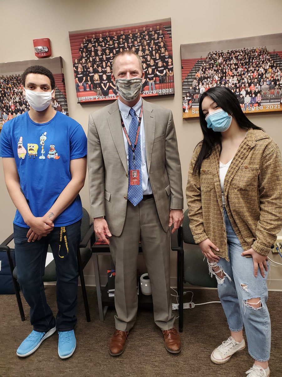 barbiejocog's tweet photo. Branson HS is honored to recognize our Outstanding Citizens of the Month for April.  Jordan Gardner and Kiana Snow, pictured here with our principal Dr. Jack Harris, have demonstrated true PERSEVERANCE during this very challenging school year. Way to go, Jordan and Kiana! https://t.co/ISLuATbiaD