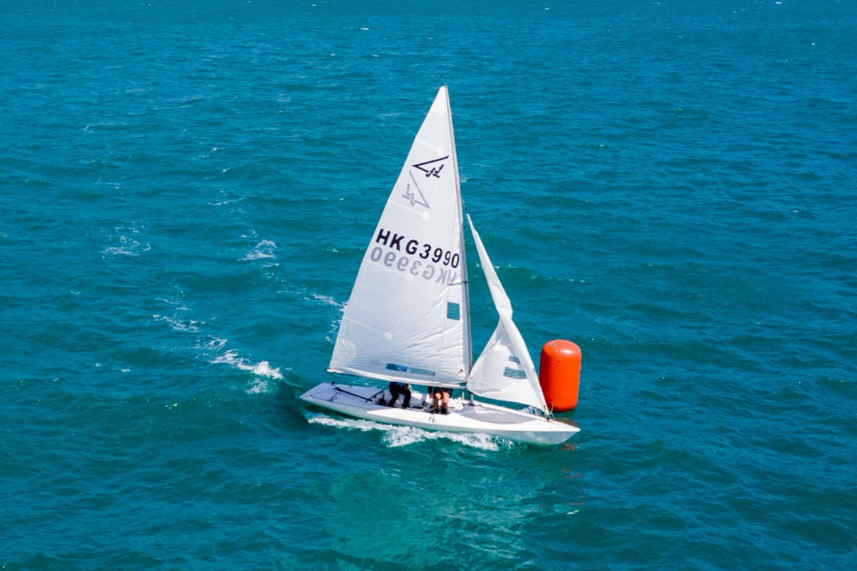 The latest trivia on Sportsroad explains how to harness the wind to propel a sail boat forwards.  Click the below link and see.

sportsroad.hk/archives/32434…

#RHKYCtrivia #watersportsforall #learnwithus #sailing #RHKYC