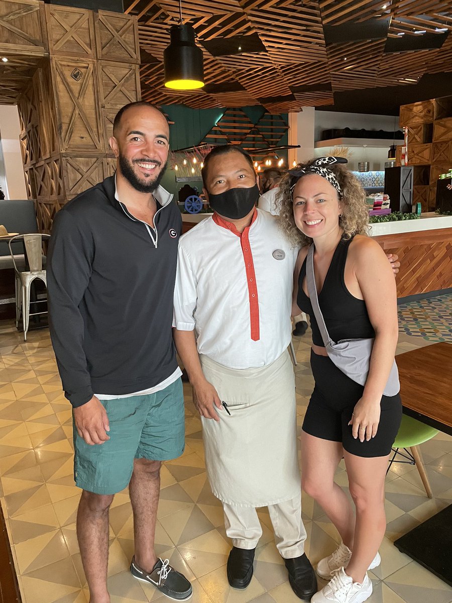 June81Goon's tweet photo. Gracias, @BreathlessRC 🏖🍾🥳🆙 https://t.co/Rm2b3pP0FK